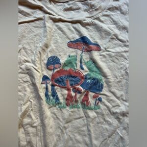 Super cute cropped tee from American Eagle